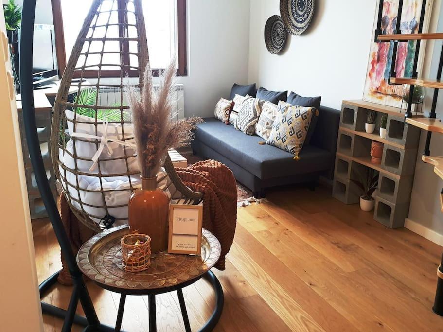 The Duplex Annecy Tgv; Vielle Ville ภายนอก รูปภาพ